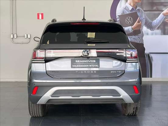 VOLKSWAGEN-T-CROSS-2025