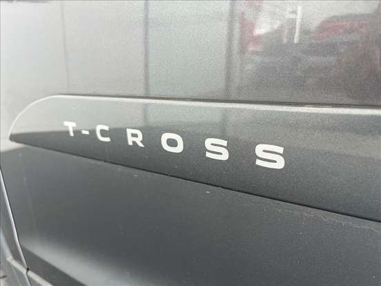 VOLKSWAGEN-T-CROSS-1.0 200 TSI TOTAL FLEX AUTOMÁTICO VOLKSWAGEN-T-CROSS-2025