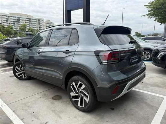 VOLKSWAGEN-T-CROSS-2024