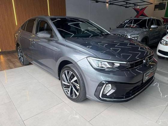 VOLKSWAGEN VIRTUS 1.0 200 TSI HIGHLINE AUTOMÁTICO