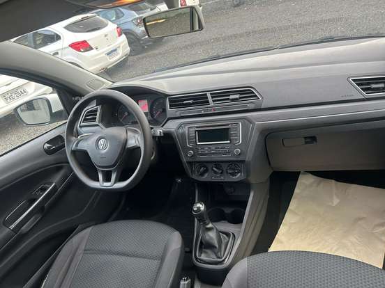 VOLKSWAGEN-VOYAGE-2022