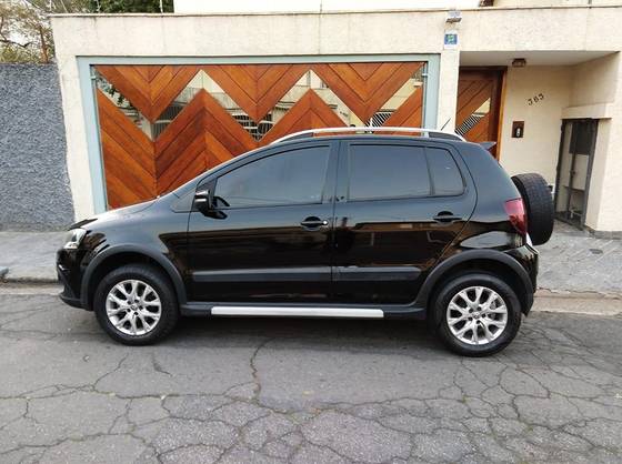 VOLKSWAGEN CROSSFOX 1.6 MI FLEX 8V 4P MANUAL