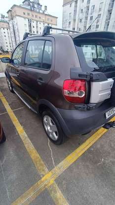VOLKSWAGEN-CROSSFOX-2009