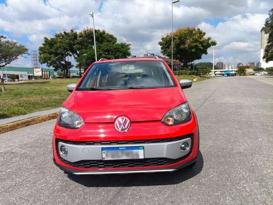 VOLKSWAGEN-CROSS UP-1.0 TSI 12V FLEX 4P MANUAL VOLKSWAGEN-CROSS UP-2015