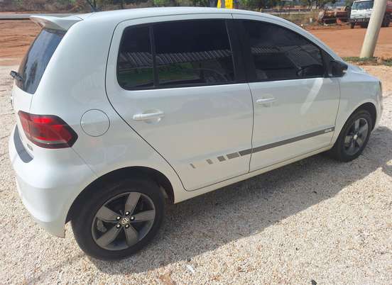 VOLKSWAGEN-FOX-1.6 MSI RUN 8V FLEX 4P MANUAL VOLKSWAGEN-FOX-2017
