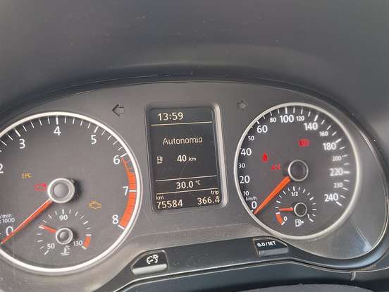 VOLKSWAGEN-FOX-1.6 MSI RUN 8V FLEX 4P MANUAL VOLKSWAGEN-FOX-2017