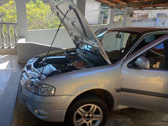 VOLKSWAGEN-GOL-2010