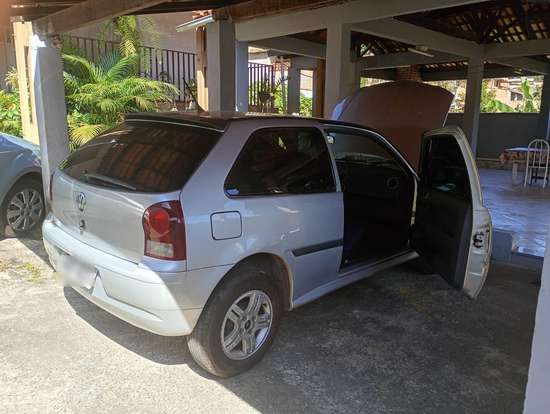 VOLKSWAGEN-GOL-2010