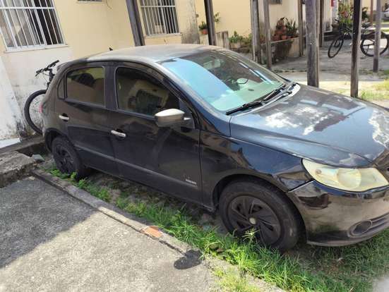 VOLKSWAGEN-GOL-2010