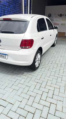 VOLKSWAGEN-GOL-2013