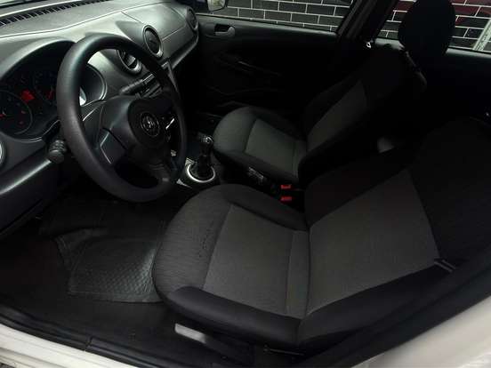 VOLKSWAGEN-GOL-1.6 MI POWER 8V FLEX 4P MANUAL VOLKSWAGEN-GOL-2013
