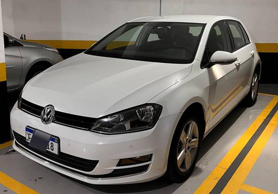 VOLKSWAGEN GOLF 1.4 TSI HIGHLINE 16V GASOLINA 4P AUTOMÁTICO