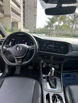 VOLKSWAGEN-JETTA-2019
