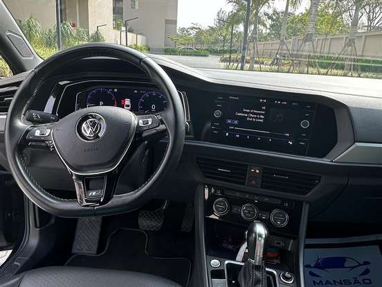 VOLKSWAGEN-JETTA-1.4 250 TSI TOTAL FLEX R-LINE TIPTRONIC VOLKSWAGEN-JETTA-2019