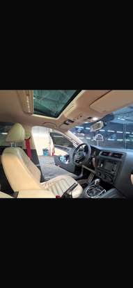 VOLKSWAGEN-JETTA-2013