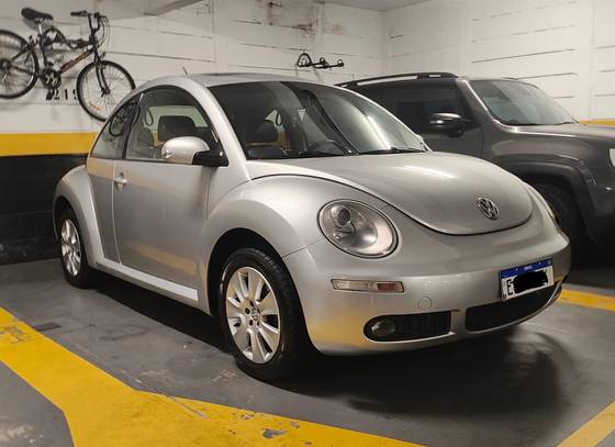 VOLKSWAGEN NEW BEETLE 2.0 MI 8V GASOLINA 2P TIPTRONIC