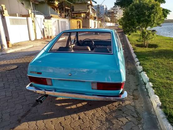 VOLKSWAGEN-PASSAT-1975