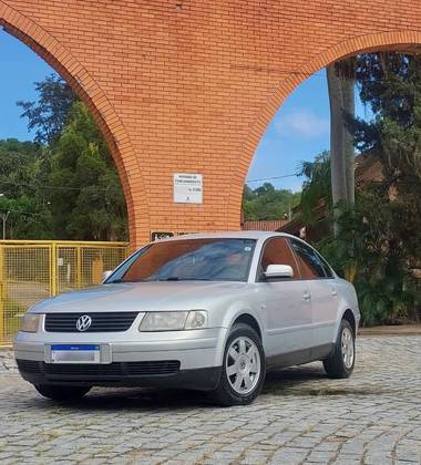 VOLKSWAGEN PASSAT 1.8 20V TURBO GASOLINA 4P AUTOMÁTICO