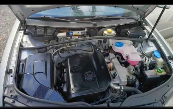 VOLKSWAGEN-PASSAT-1.8 20V TURBO GASOLINA 4P AUTOMÁTICO VOLKSWAGEN-PASSAT-1998
