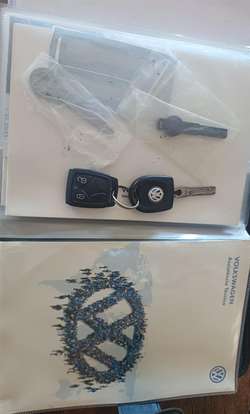 VOLKSWAGEN-PASSAT-1998