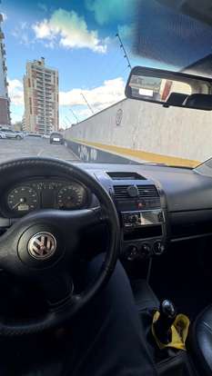VOLKSWAGEN-POLO-2006