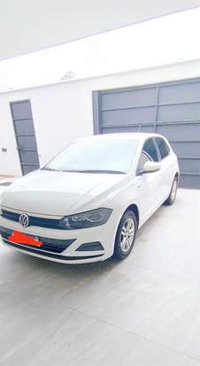 VOLKSWAGEN-POLO-2019