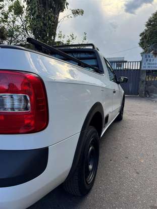 VOLKSWAGEN-SAVEIRO-2012