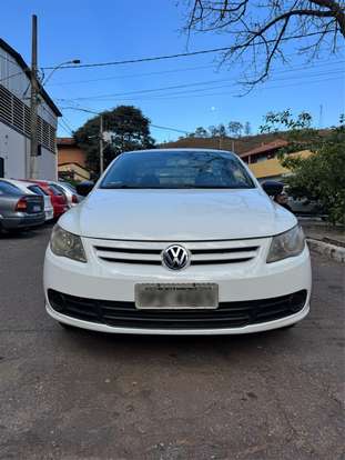 VOLKSWAGEN-SAVEIRO-2012