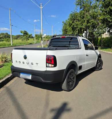 VOLKSWAGEN-SAVEIRO-2023