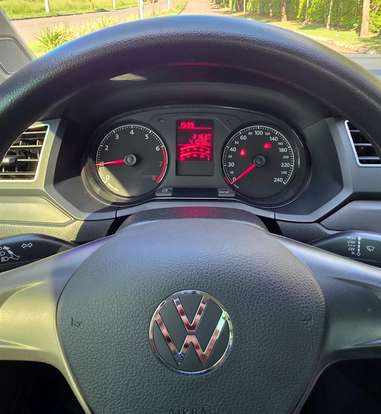 VOLKSWAGEN-SAVEIRO-2023