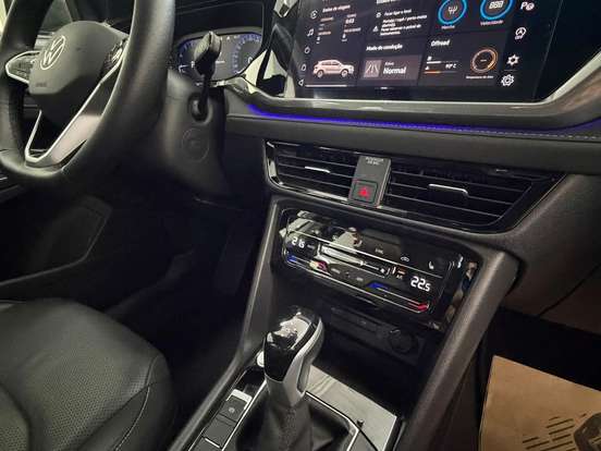 VOLKSWAGEN-TAOS-1.4 250 TSI TOTAL FLEX HIGHLINE AUTOMÁTICO VOLKSWAGEN-TAOS-2024