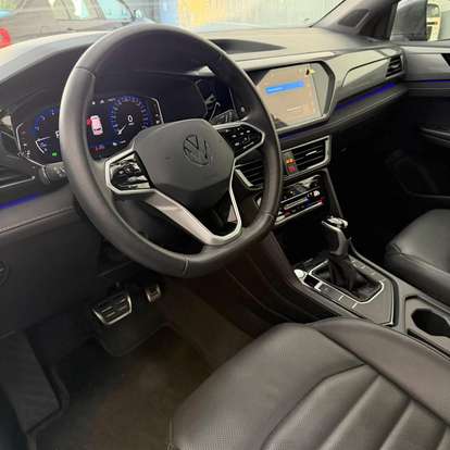 VOLKSWAGEN-TAOS-2024