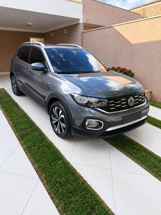 VOLKSWAGEN T-CROSS 1.4 250 TSI TOTAL FLEX HIGHLINE AUTOMÁTICO
