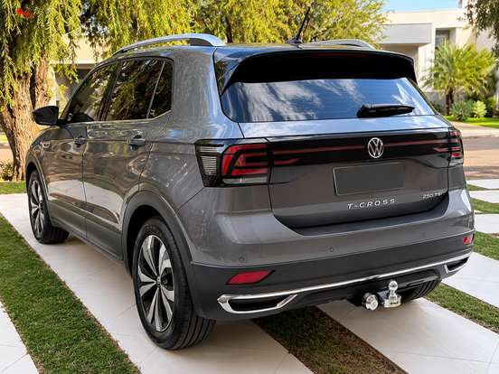 VOLKSWAGEN-T-CROSS-1.4 250 TSI TOTAL FLEX HIGHLINE AUTOMÁTICO VOLKSWAGEN-T-CROSS-2023