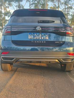 VOLKSWAGEN-T-CROSS-2022