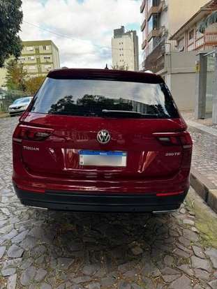 VOLKSWAGEN-TIGUAN-2018