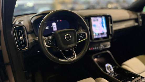 VOLVO-EX40-P6 RECHARGE ELECTRIC PLUS VOLVO-EX40-2025
