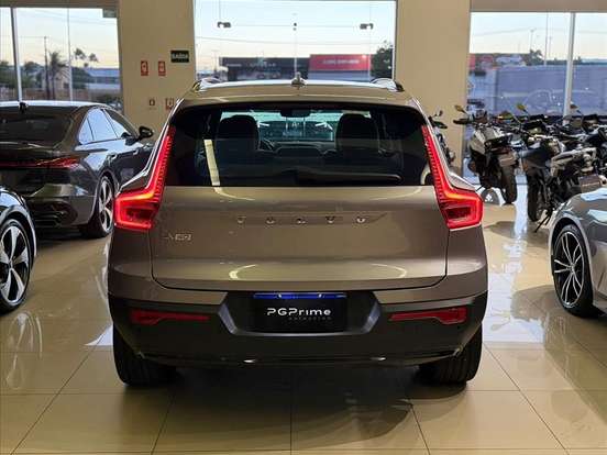 VOLVO-EX40-P6 RECHARGE ELECTRIC PLUS VOLVO-EX40-2025