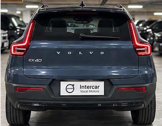VOLVO-EX40-2025