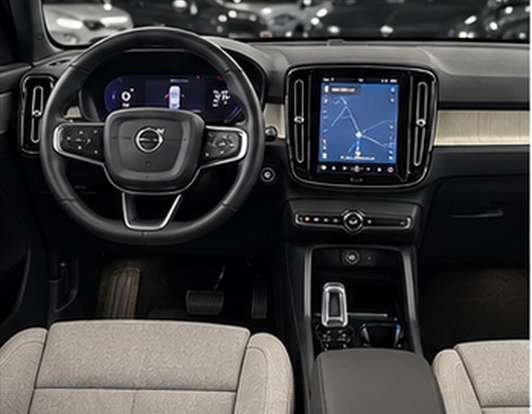 VOLVO-EX40-2025