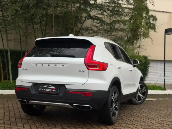 VOLVO-XC40-2.0 T4 GASOLINA INSCRIPTION GEARTRONIC VOLVO-XC40-2019