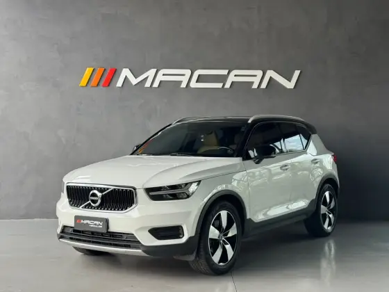 VOLVO XC40 2.0 T5 GASOLINA MOMENTUM AWD GEARTRONIC