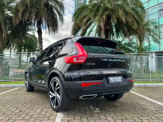 VOLVO-XC40-2.0 T5 GASOLINA R-DESIGN AWD GEARTRONIC VOLVO-XC40-2018