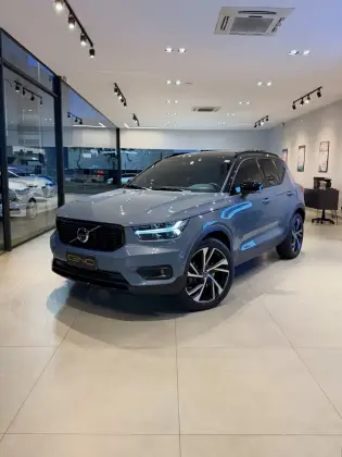 VOLVO XC40 2.0 T5 GASOLINA R-DESIGN AWD GEARTRONIC