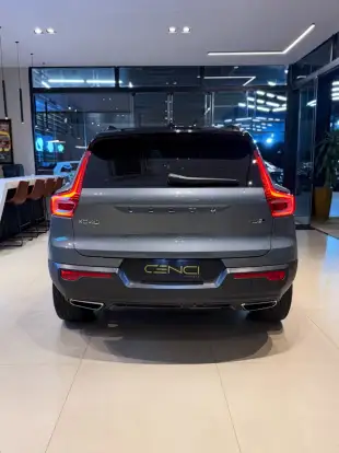 VOLVO-XC40-2.0 T5 GASOLINA R-DESIGN AWD GEARTRONIC VOLVO-XC40-2019