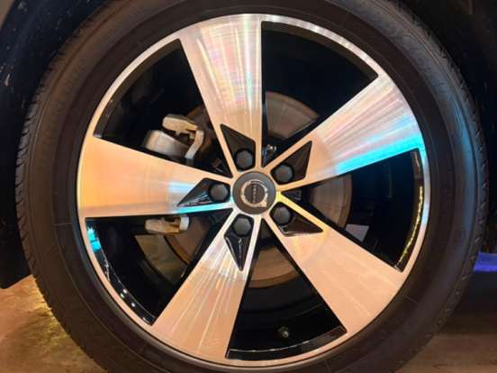 VOLVO-XC40-2.0 T5 GASOLINA MOMENTUM AWD GEARTRONIC VOLVO-XC40-2020