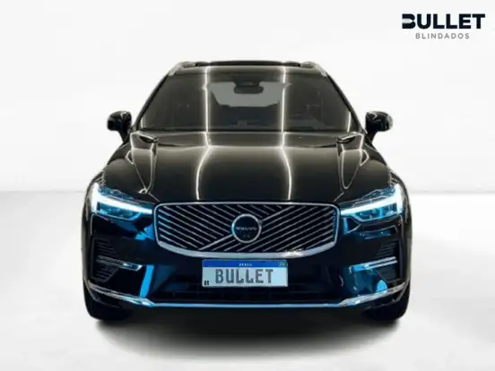 VOLVO-XC60-2025