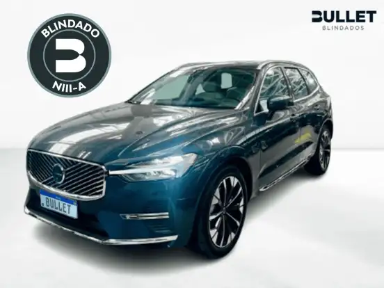 VOLVO-XC60-2025