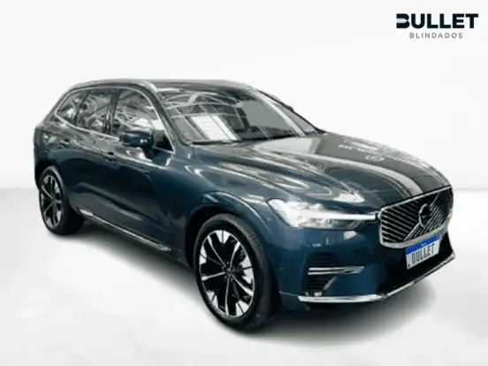 VOLVO-XC60-2025