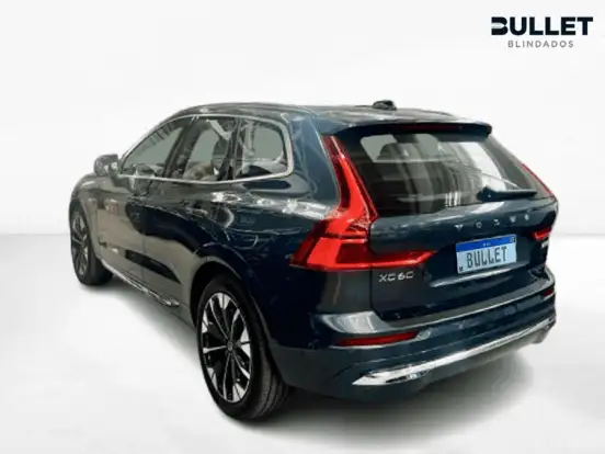 VOLVO-XC60-2025